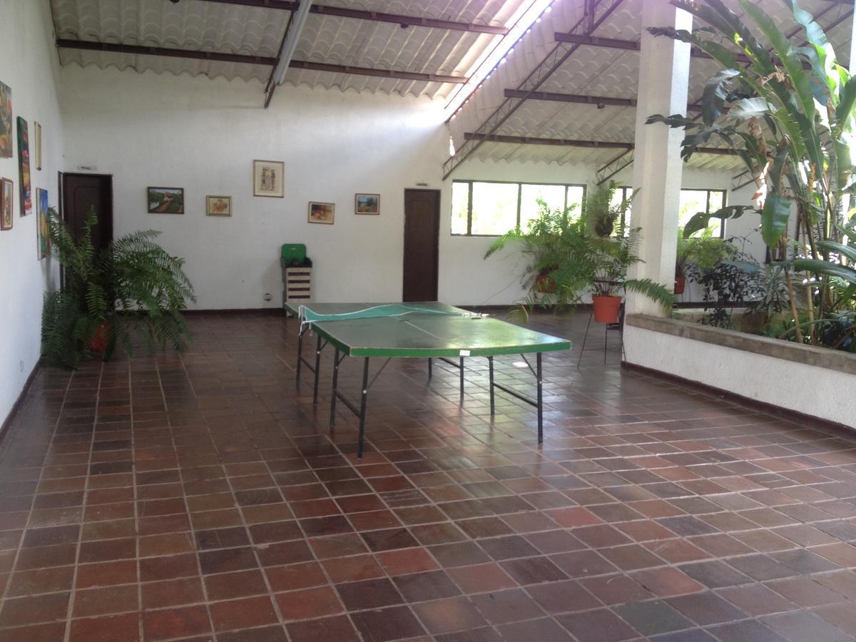 Hotel Tacuara Guaduas Exterior foto